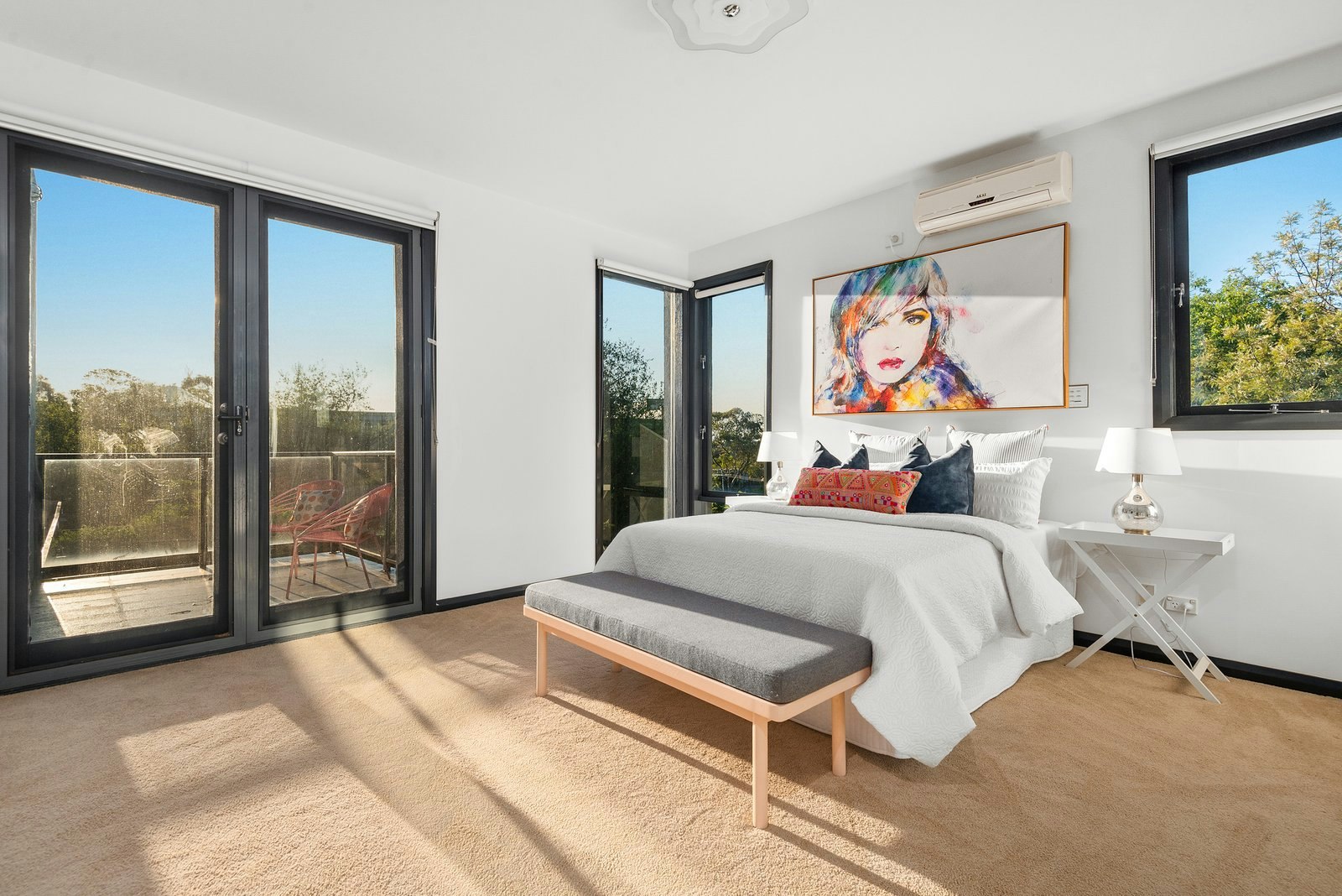 24 Wynyard Crescent, Balwyn North, 3104