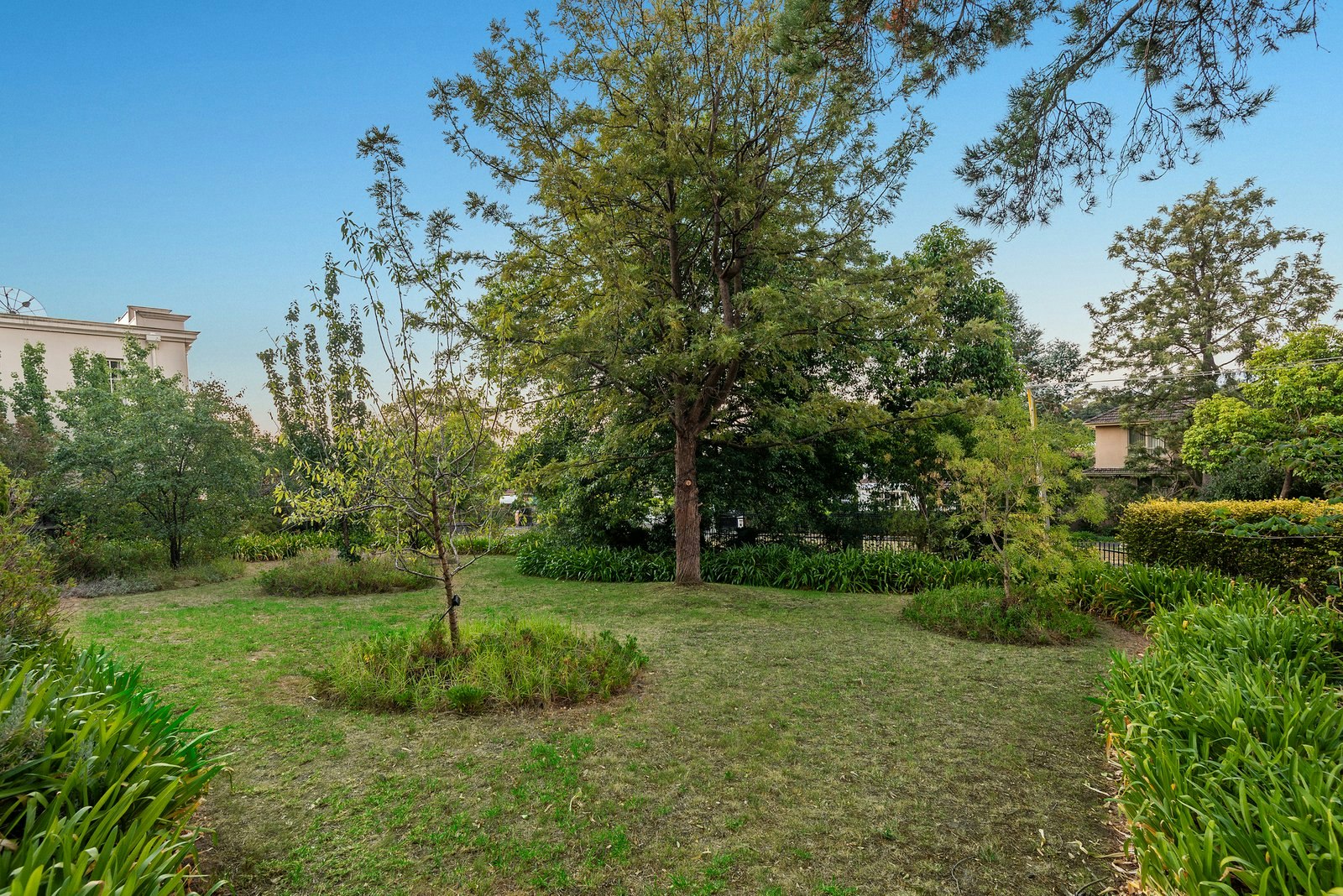 24 Wynyard Crescent, Balwyn North, 3104