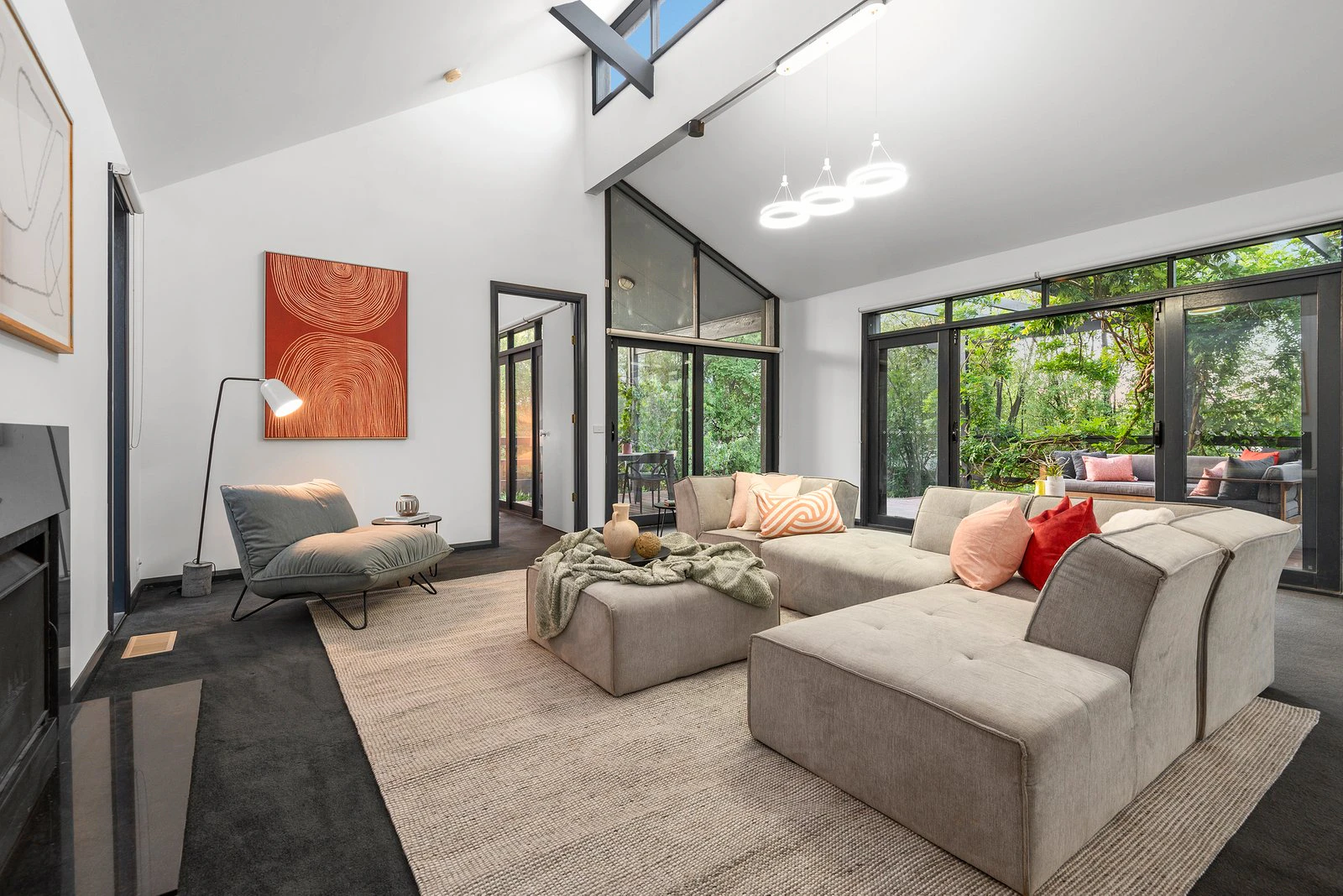 24 Wynyard Crescent, Balwyn North, 3104