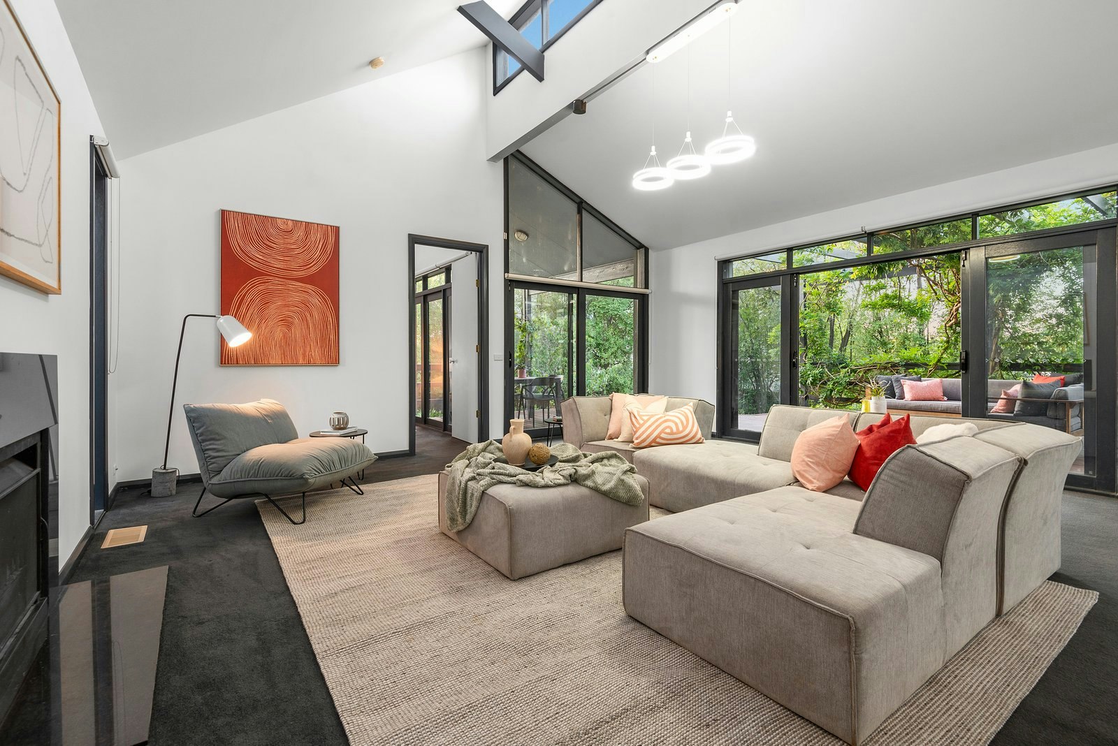 24 Wynyard Crescent, Balwyn North, 3104