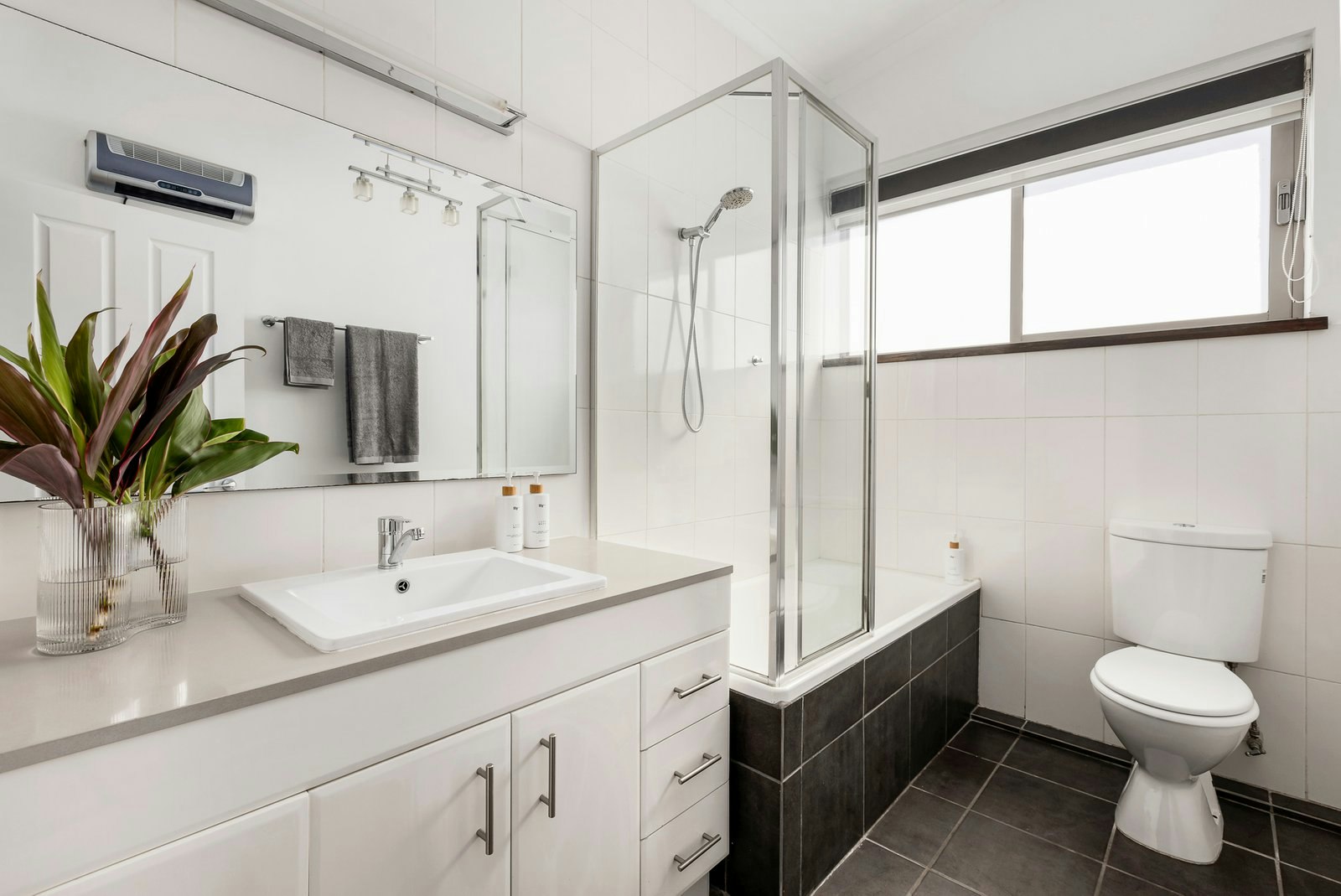 3/16 Seymour Grove, Camberwell, 3124