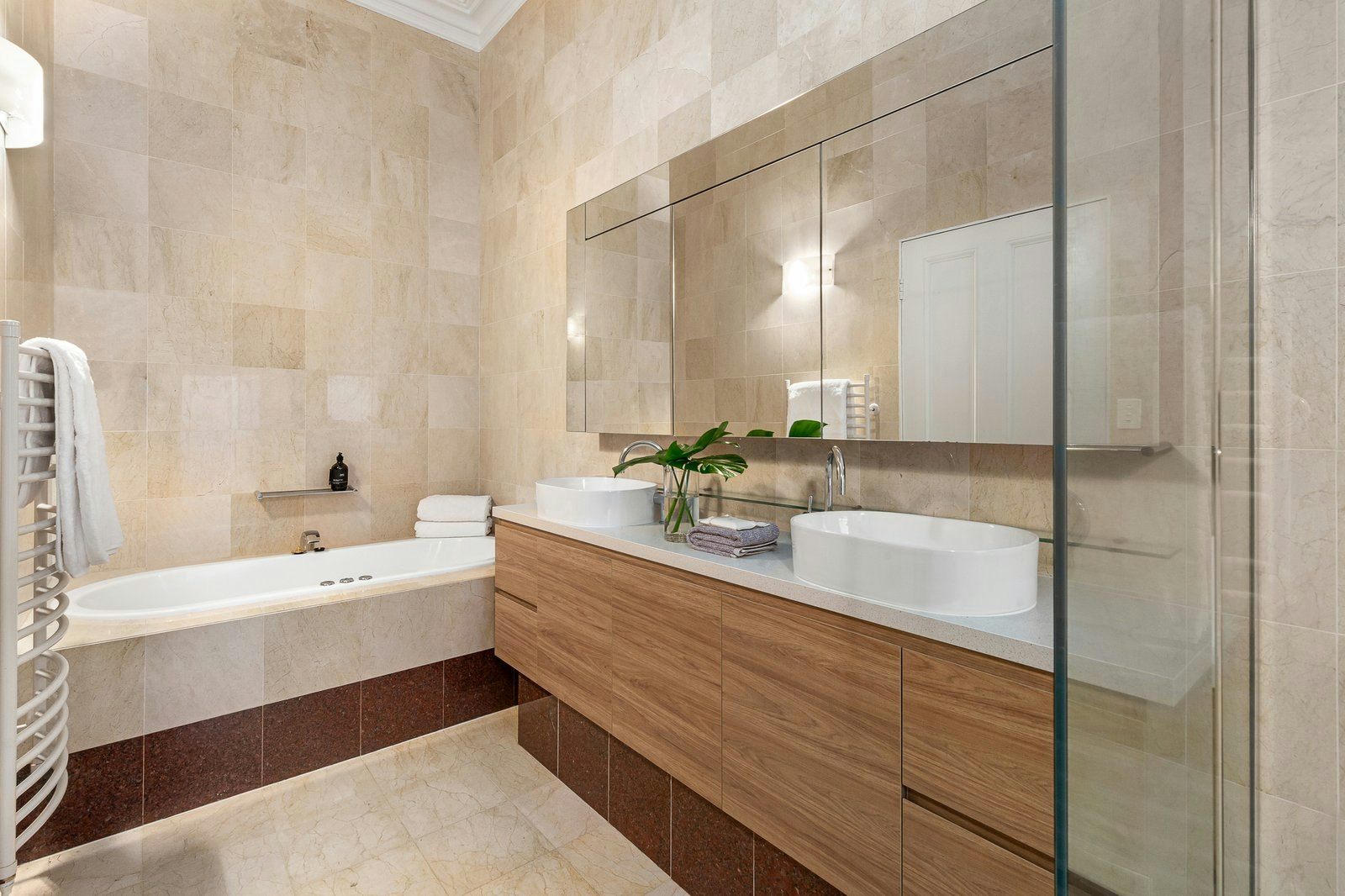 108 Riversdale Road, Hawthorn, 3122