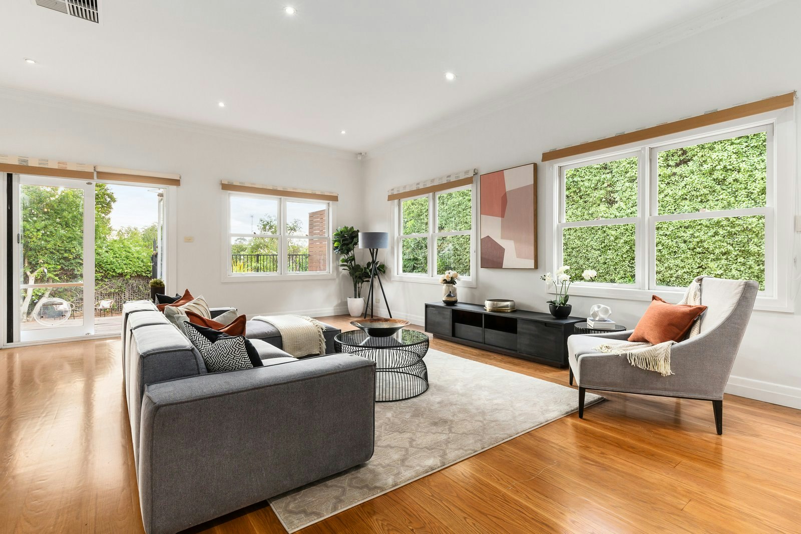 9 Dryden Street, Canterbury, 3126