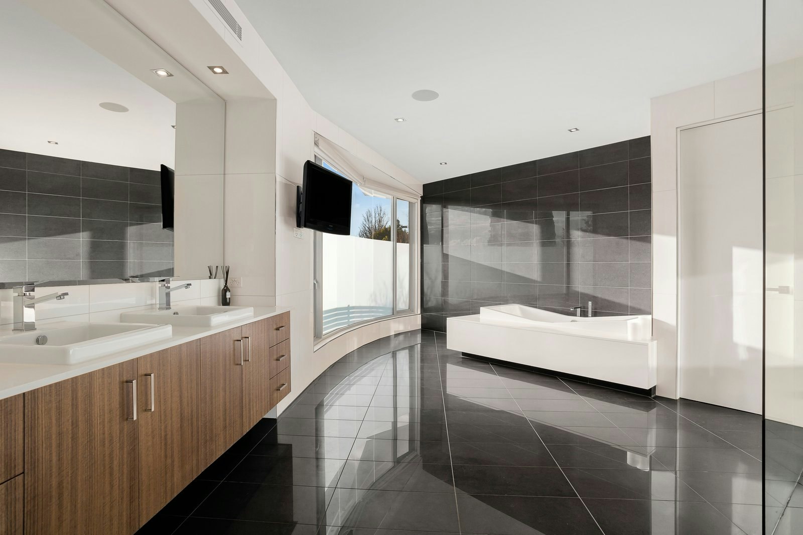 60 Tuxen Street, Balwyn North, 3104