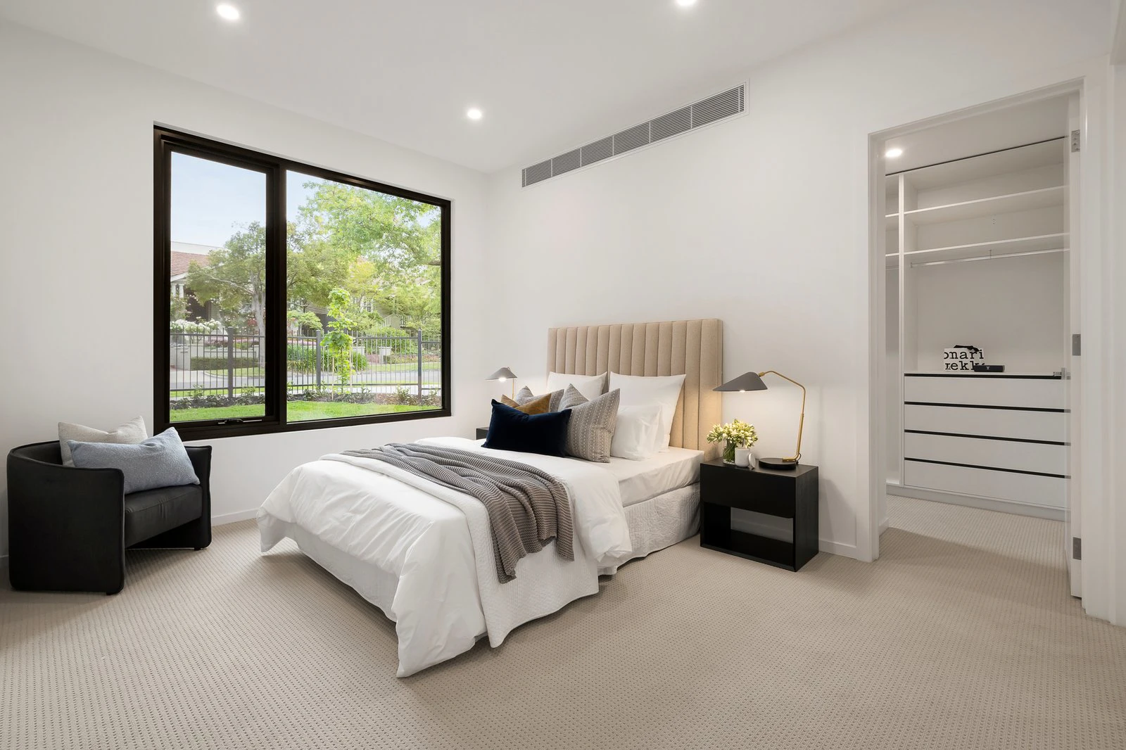 21 Rosedale Road, Glen Iris, 3146