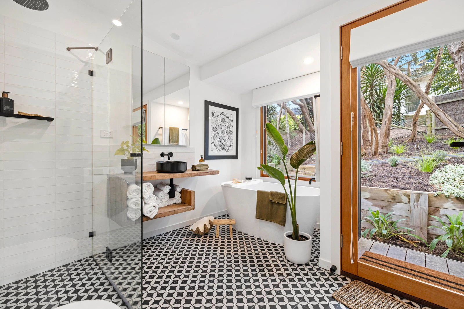 15 Scott Street, Blairgowrie, 3942