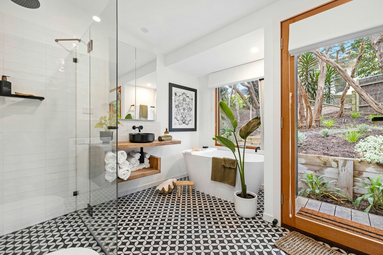 15 Scott Street, Blairgowrie, 3942