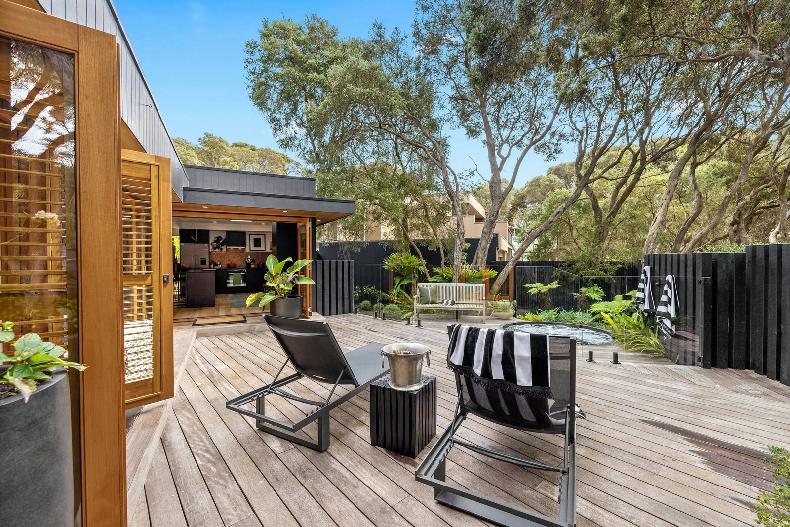 15 Scott Street, Blairgowrie, 3942