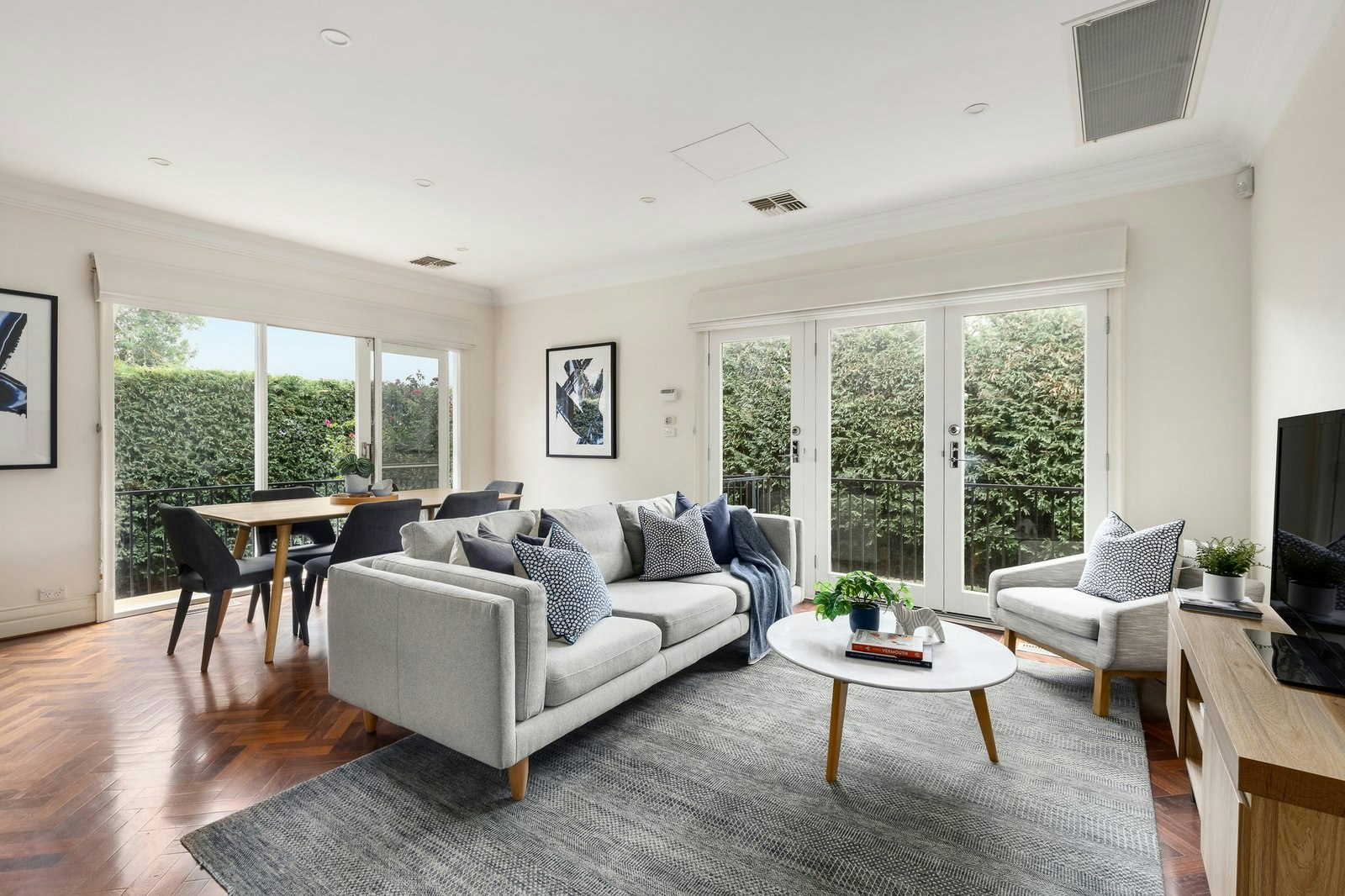 2/51 Narrak Road, Balwyn, 3103