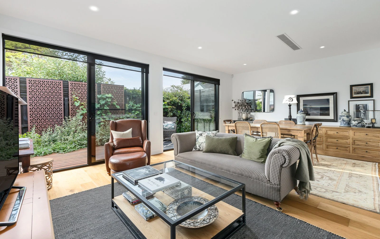 2d Jack Road, Cheltenham, 3192