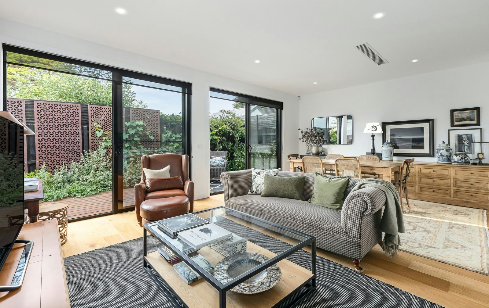 2d Jack Road, Cheltenham, 3192