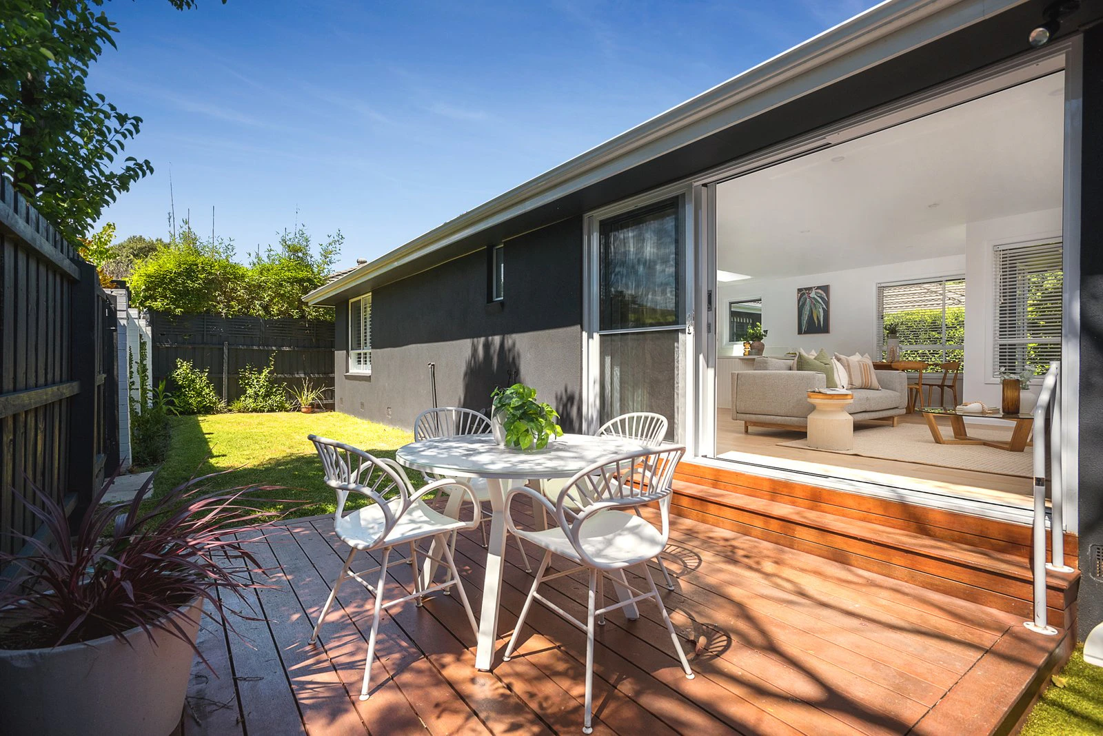 3/3 First Street, Black Rock, 3193