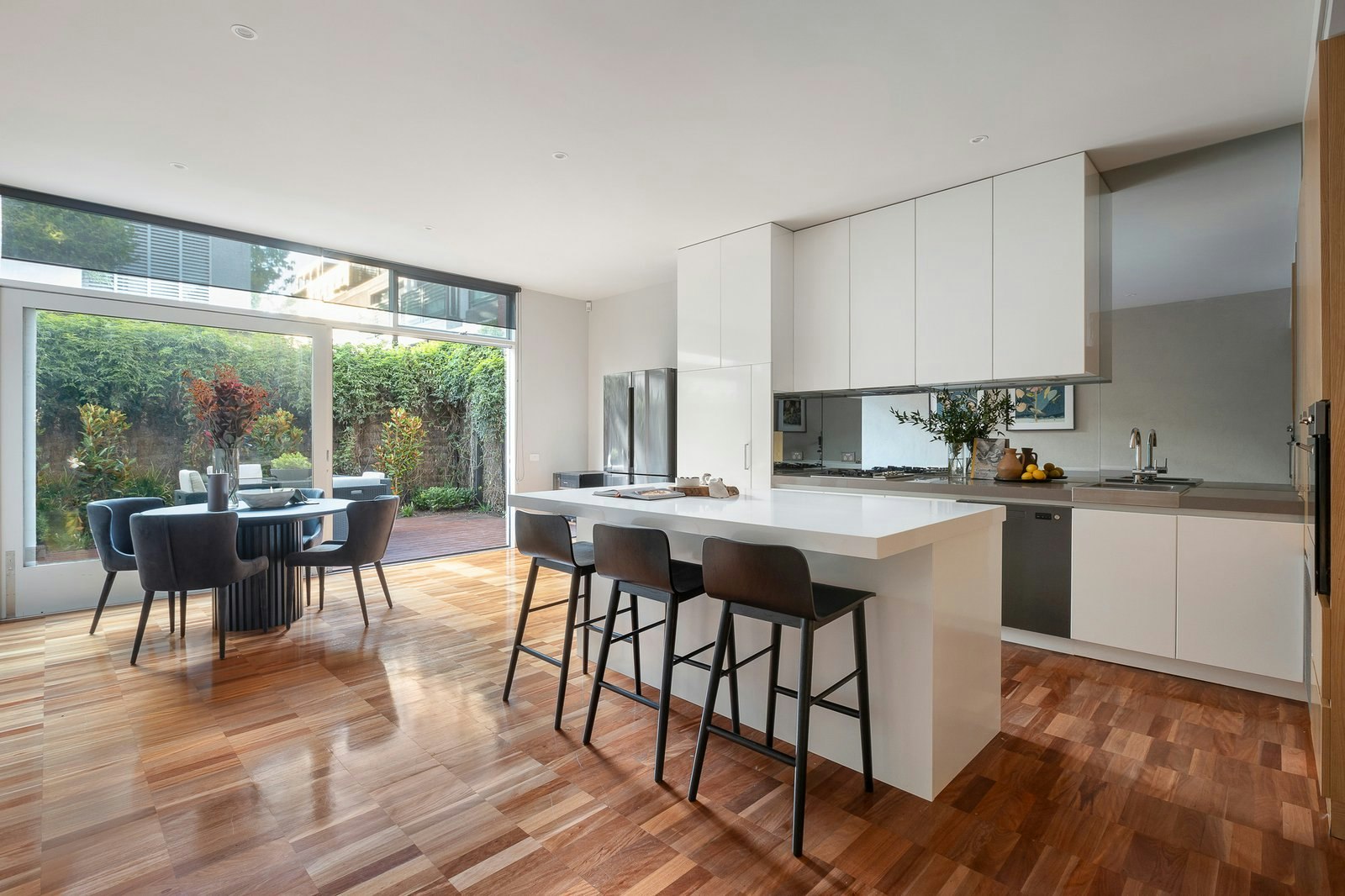 22 Carters Avenue, Toorak, 3142