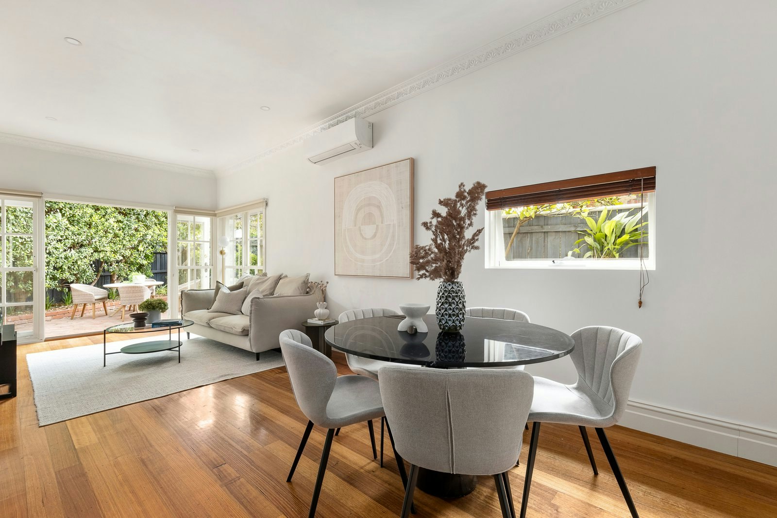 82 Milton Parade, Malvern, 3144