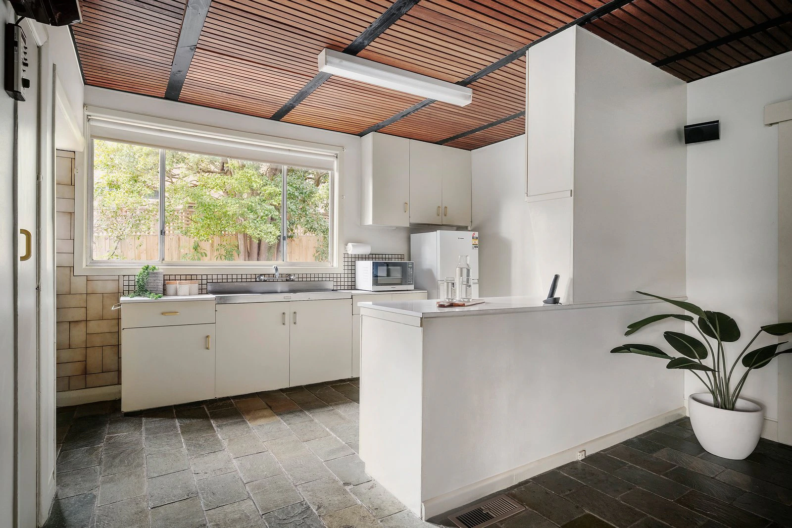 10 Fuller Avenue, Glen Iris, 3146