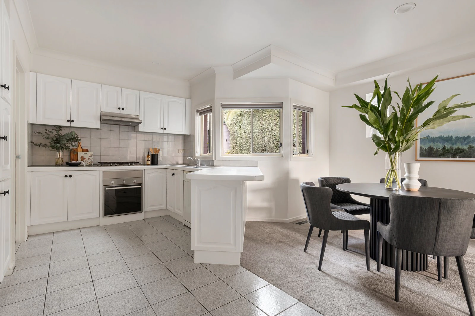 2/16 Osborne Avenue, Glen Iris, 3146