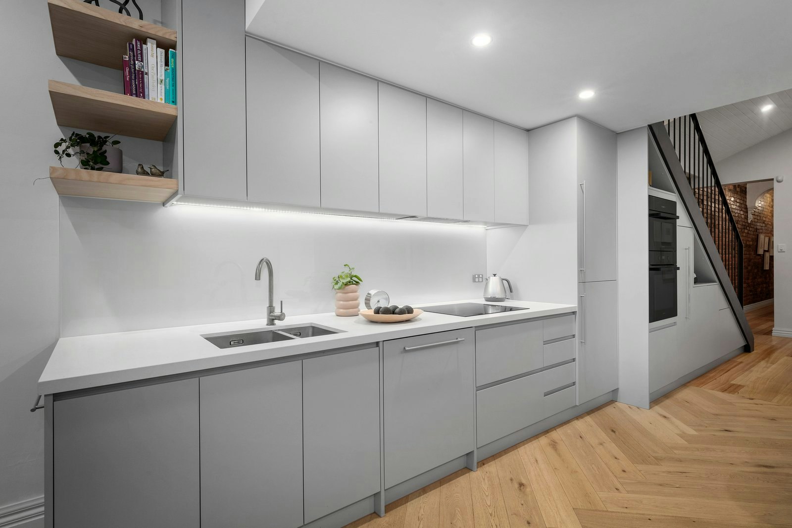 34 Finlay Street, Albert Park, 3206