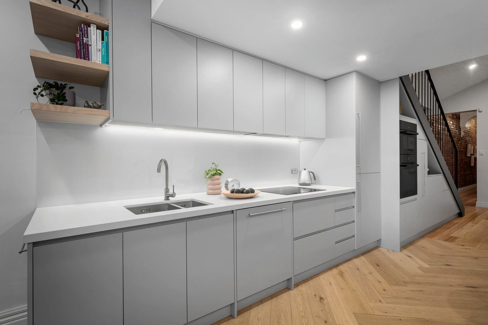 34 Finlay Street, Albert Park, 3206