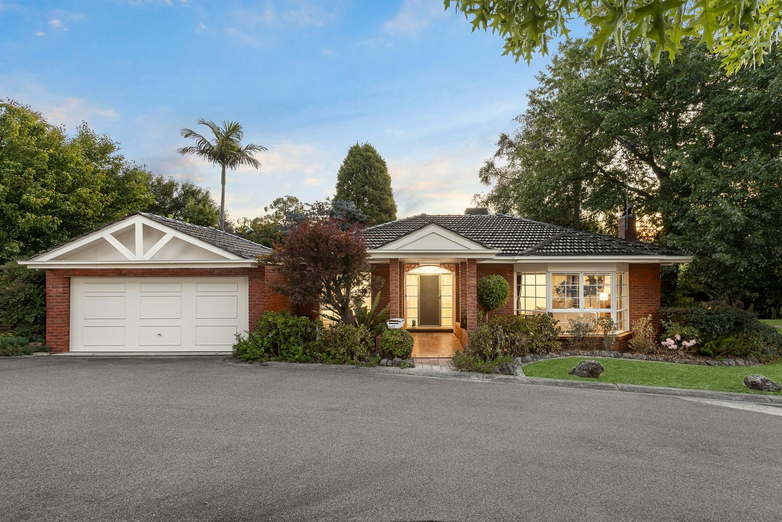 11 Parkhill Drive, Kew, 3101