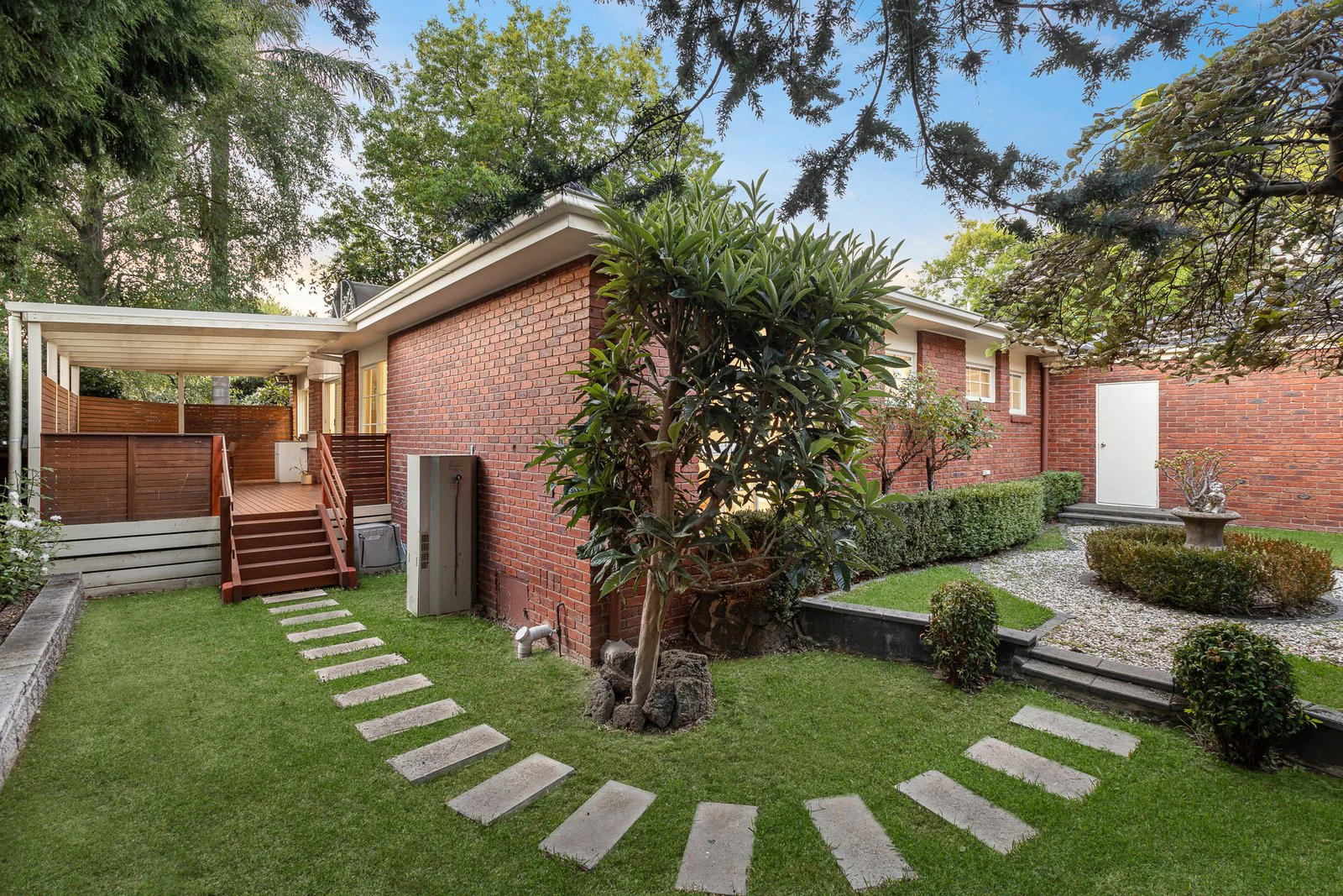 11 Parkhill Drive, Kew, 3101