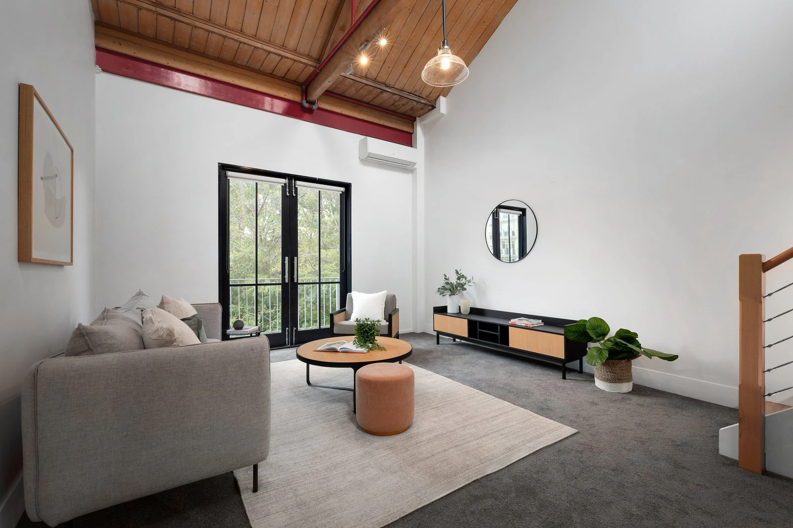 31 Stokes Street, Port Melbourne, 3207