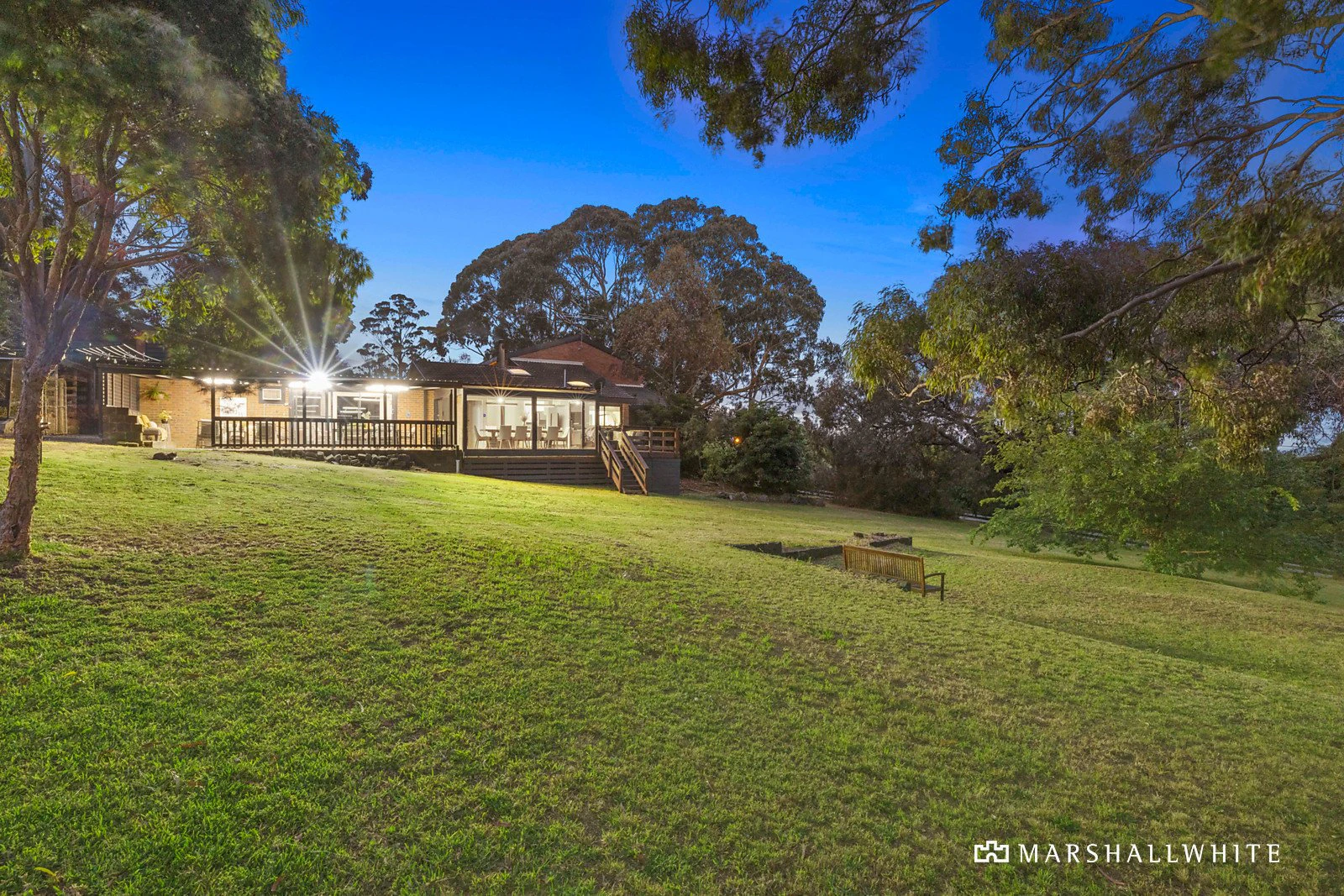 1 Barriedale Grove, Frankston South, VIC