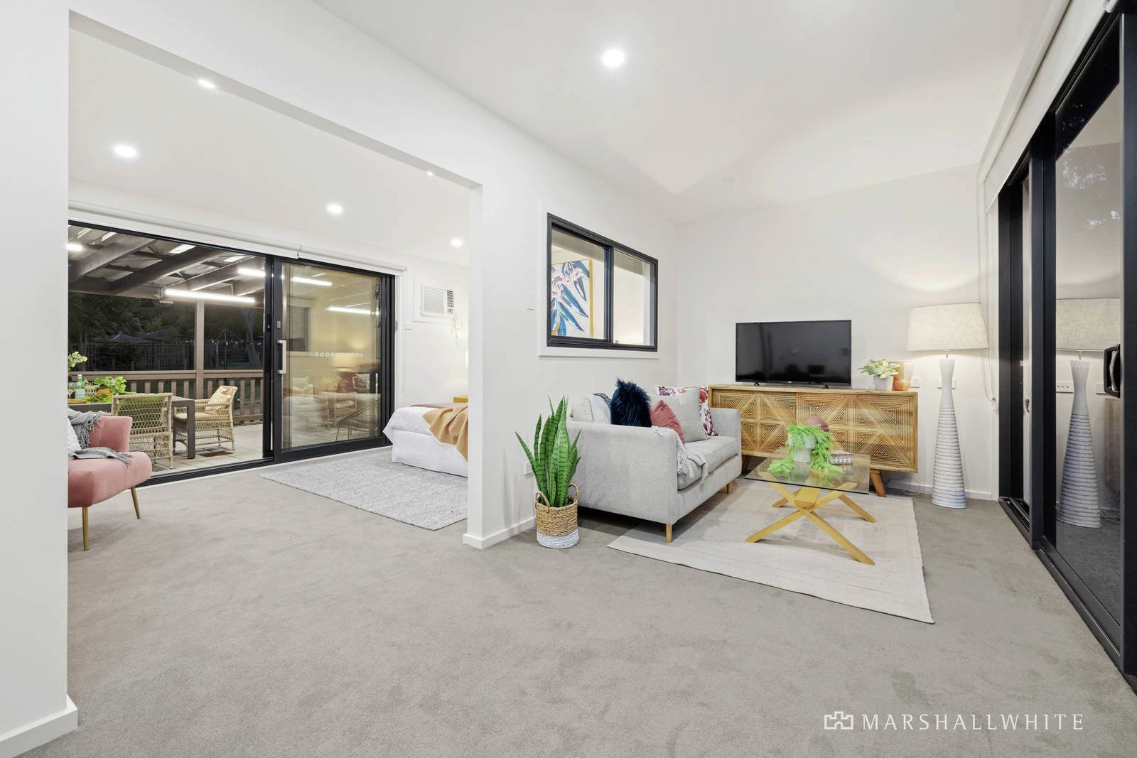 1 Barriedale Grove, Frankston South, VIC