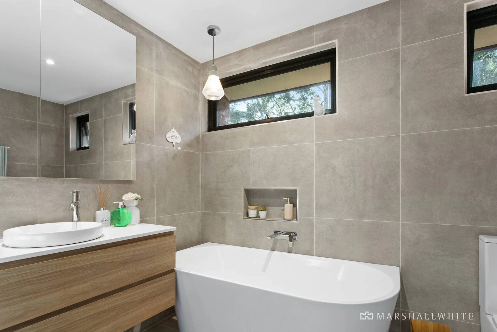 1 Barriedale Grove, Frankston South, VIC