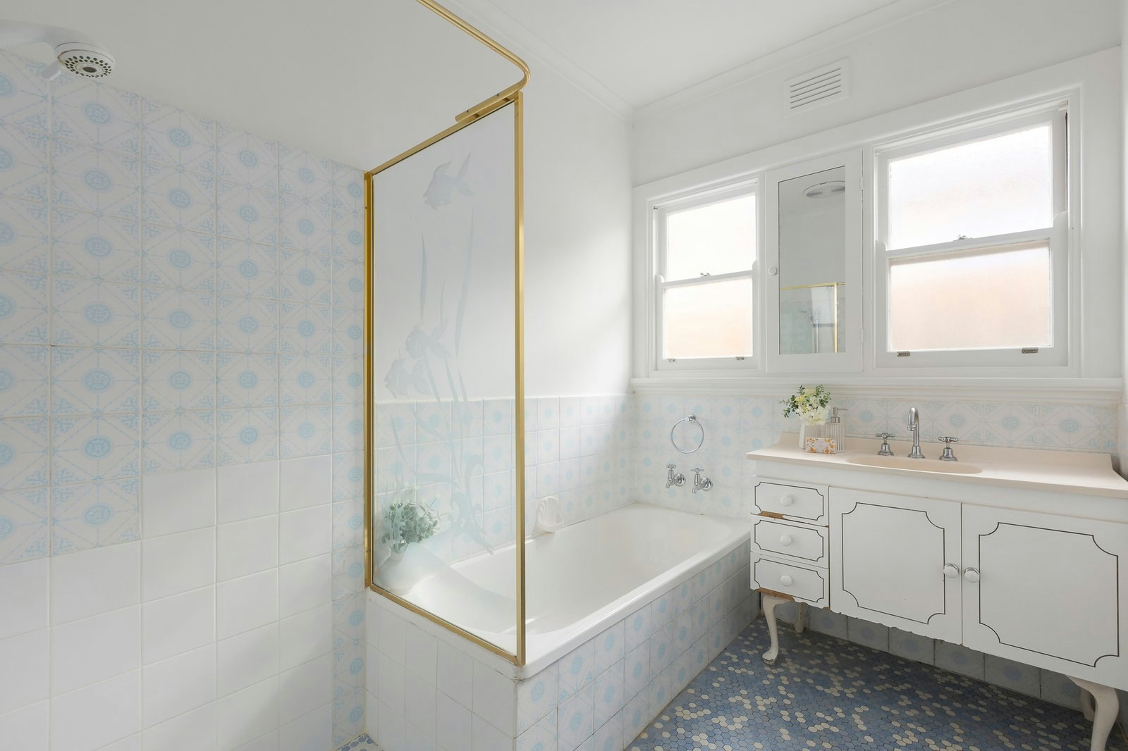 128 Ashburn Grove, Ashburton, 3147