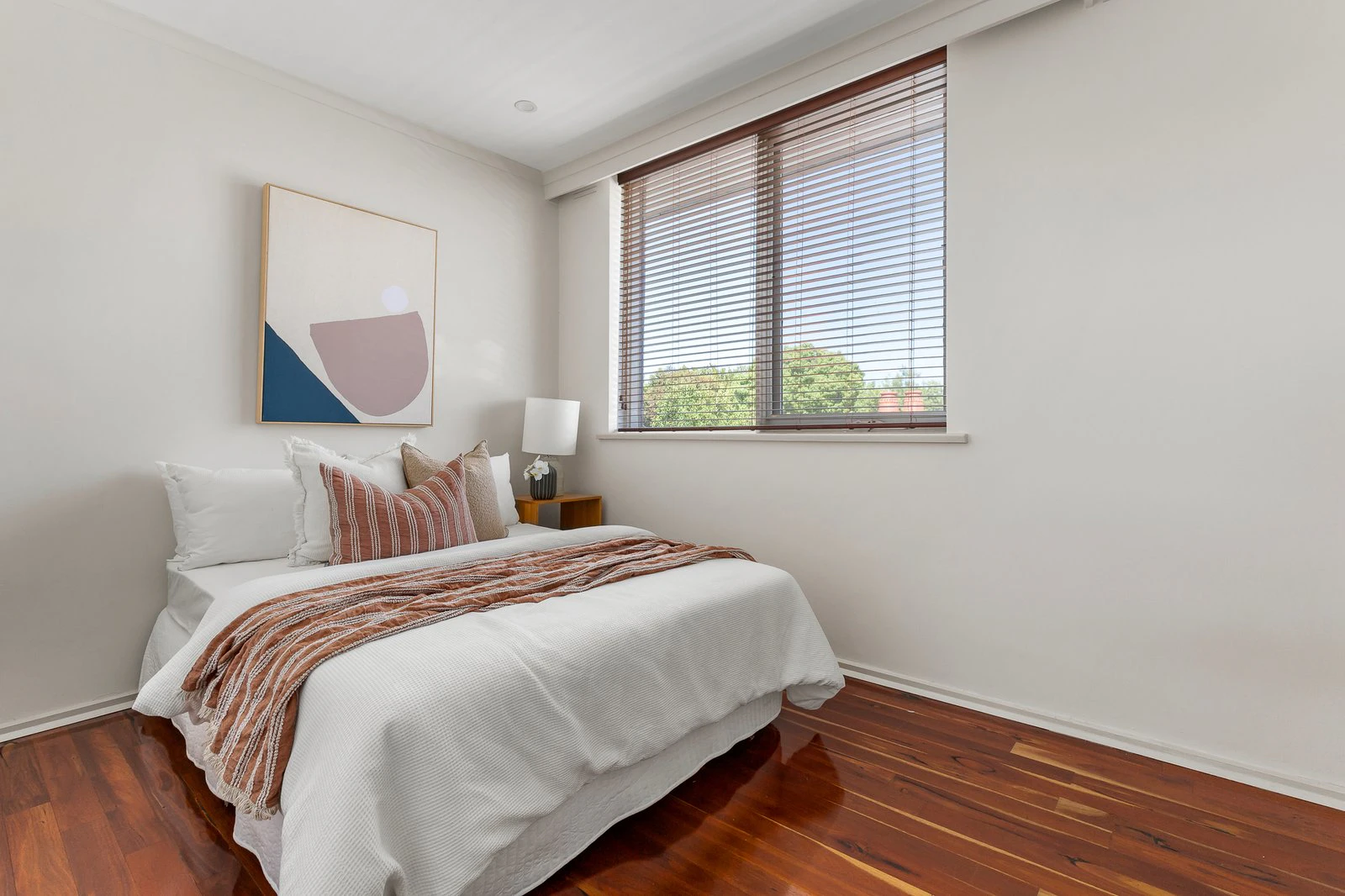 4/27 Spray Street, Elwood, 3184