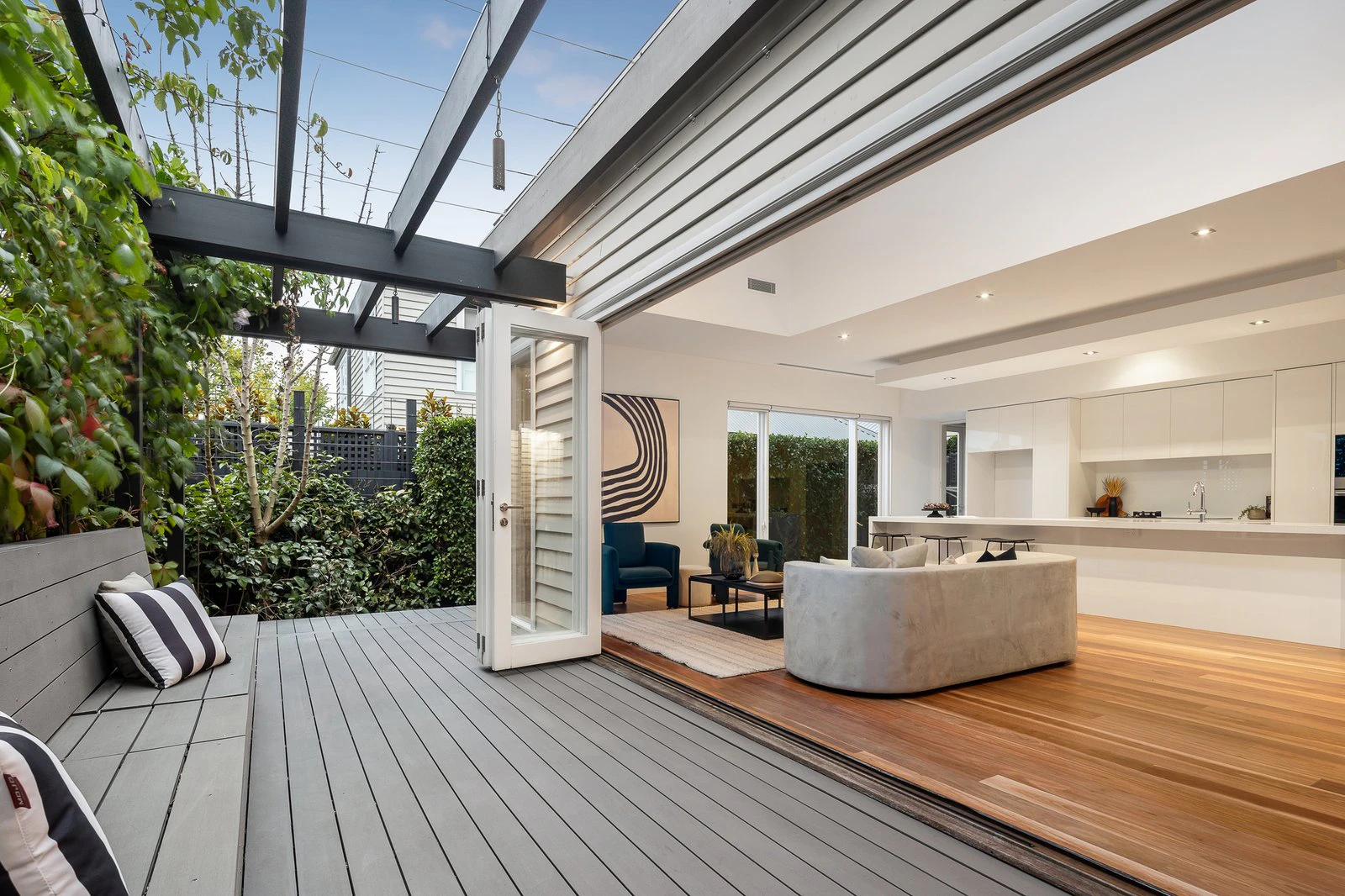 8 Warley Road, Malvern East, 3145