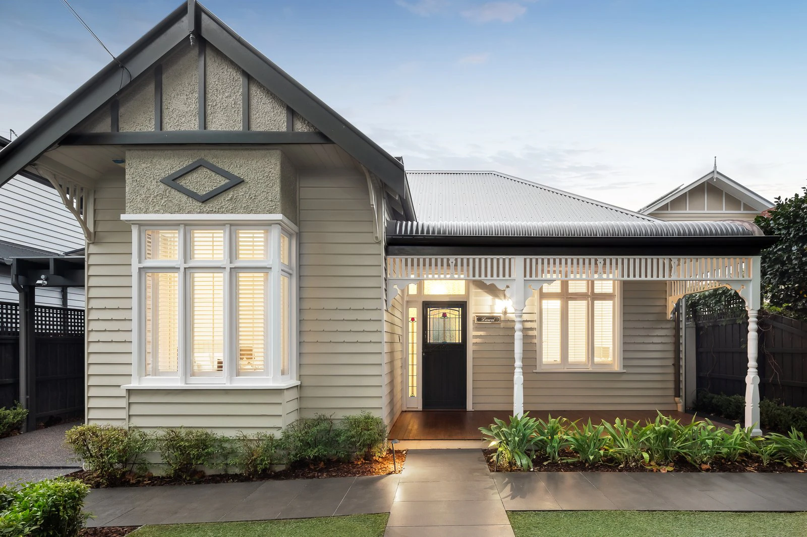 8 Warley Road, Malvern East, 3145
