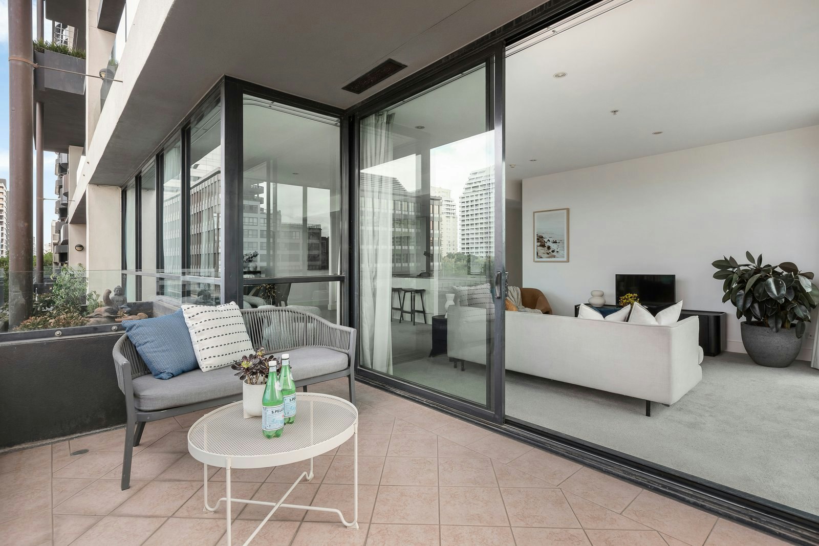 506/19 Queens Road, Melbourne, 3004