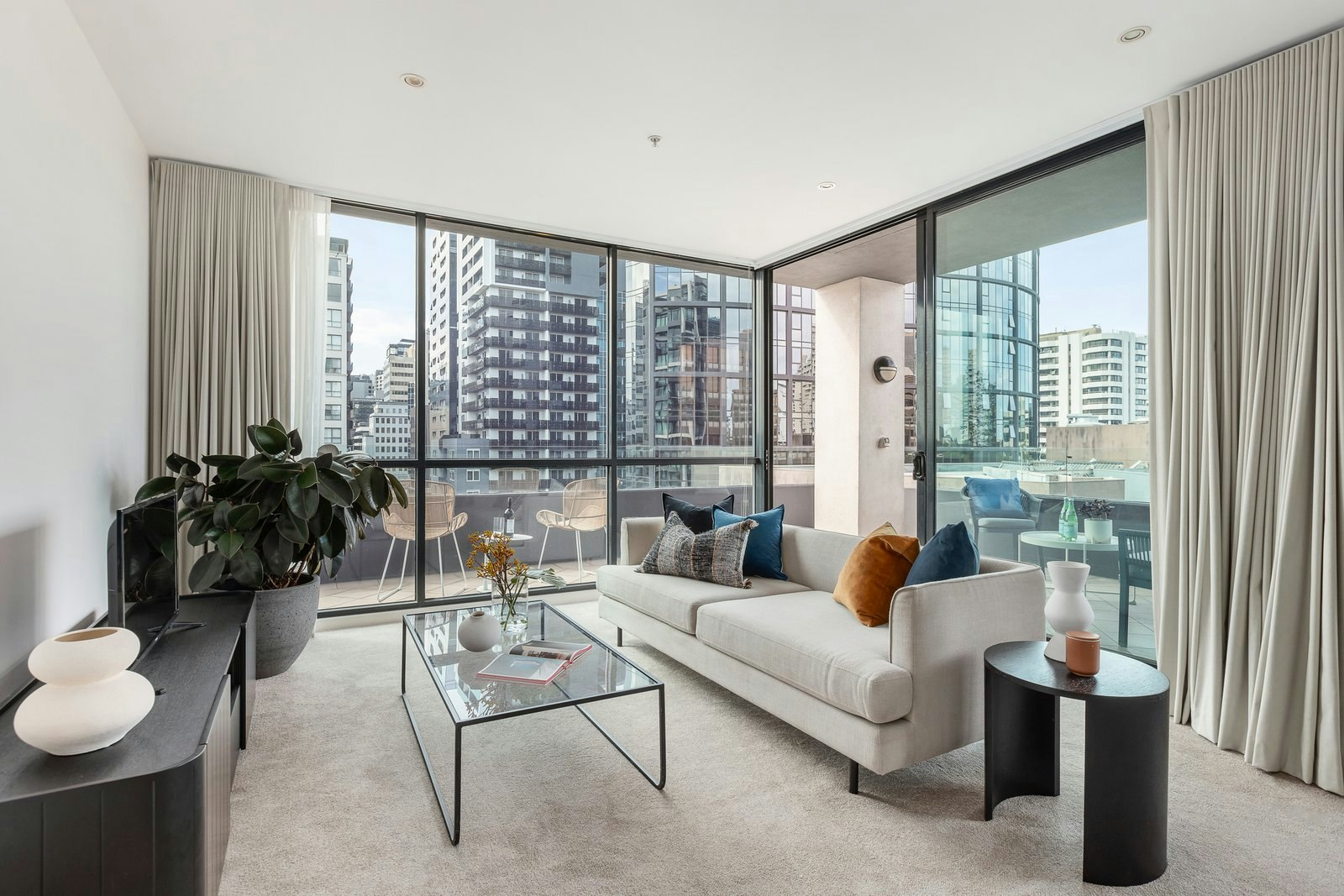 506/19 Queens Road, Melbourne, 3004