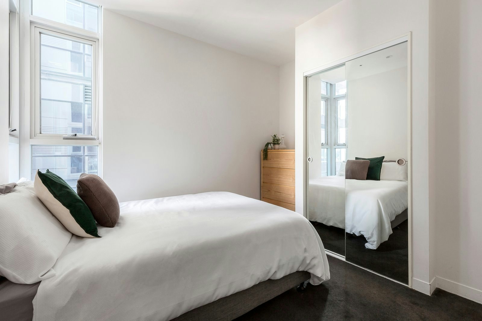 1006/7 Yarra Street, South Yarra, 3141