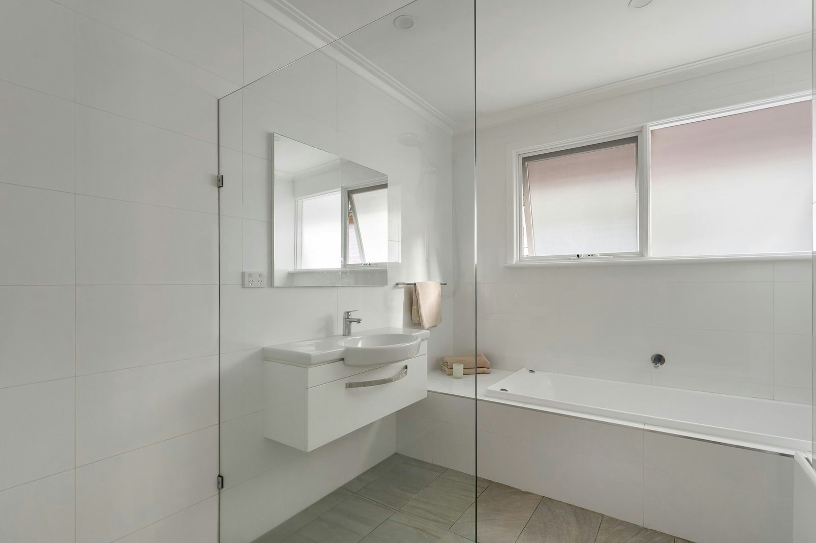 13 Waterloo Street, Camberwell, 3124