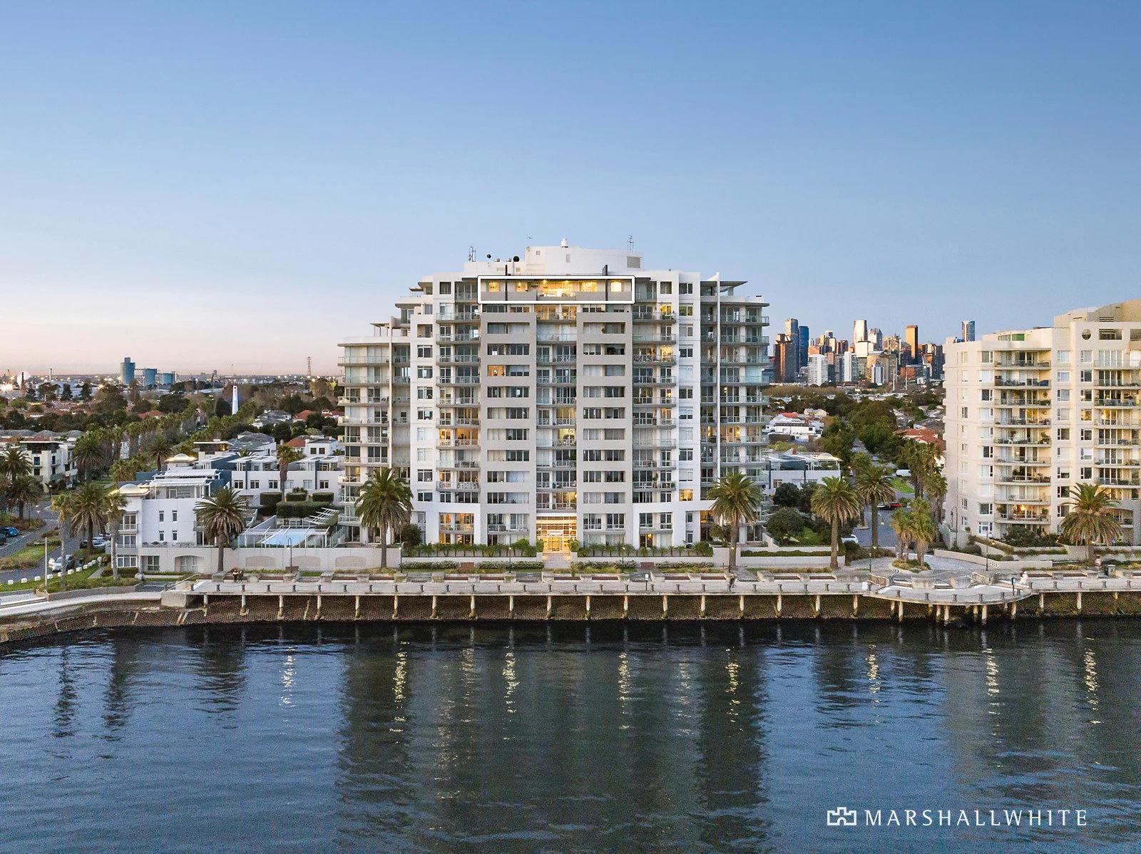 1203/115 Beach Street, Port Melbourne, 3207