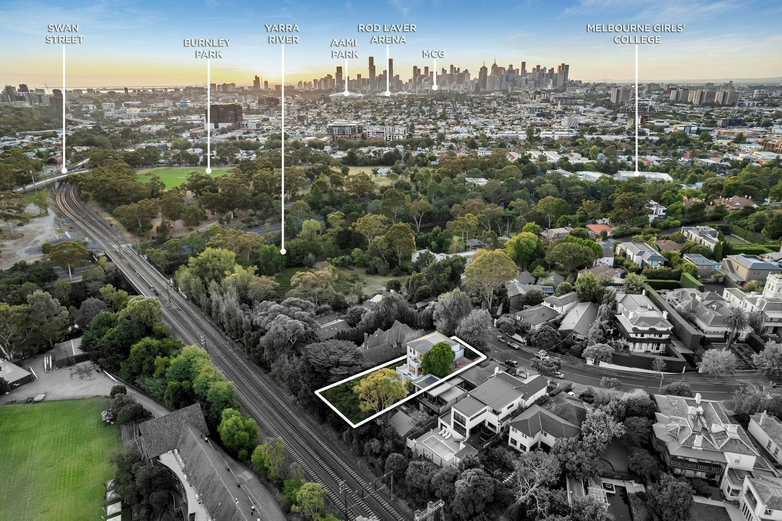 36 Coppin Grove, Hawthorn, 3122