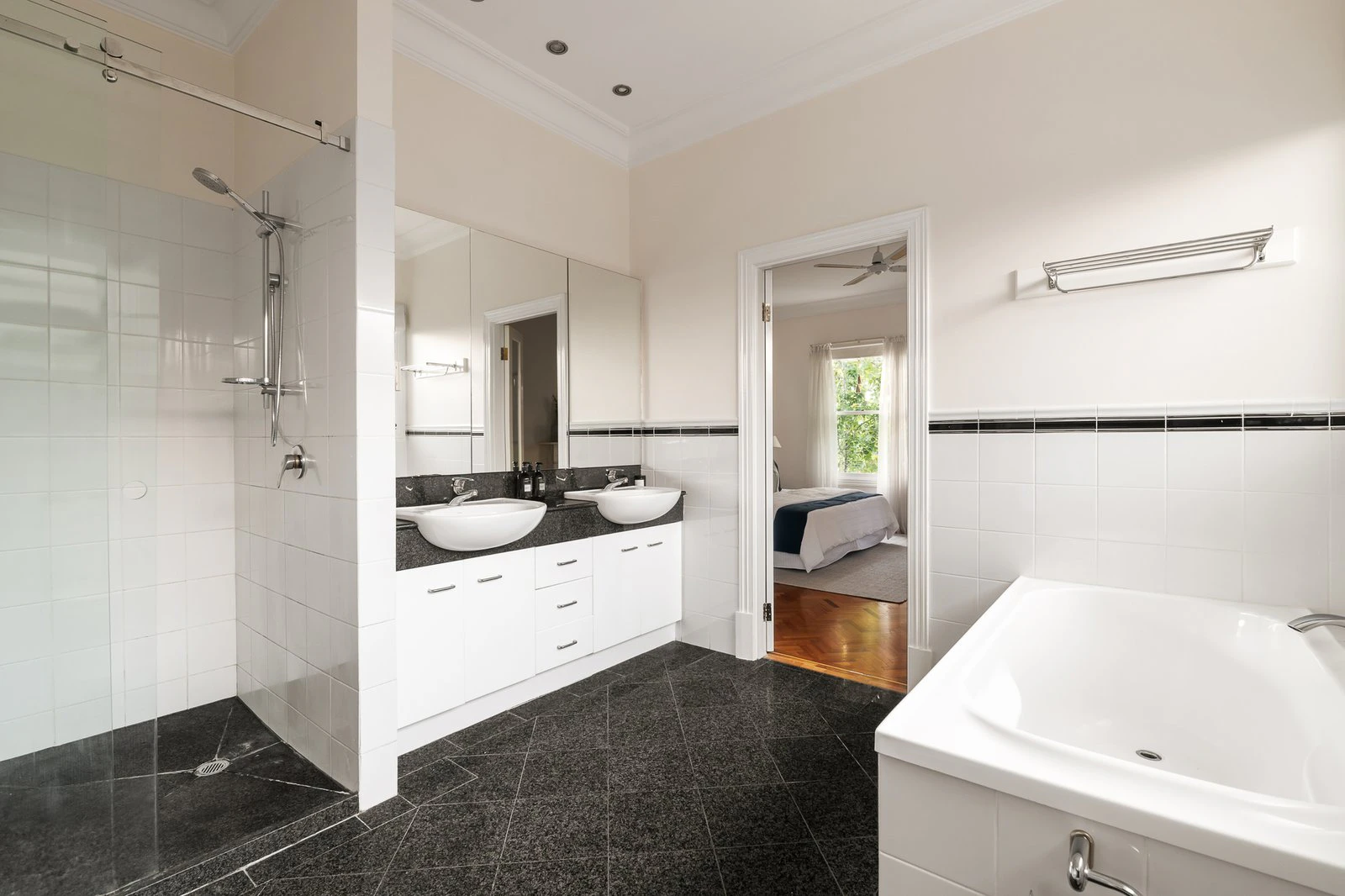 36 Coppin Grove, Hawthorn, 3122