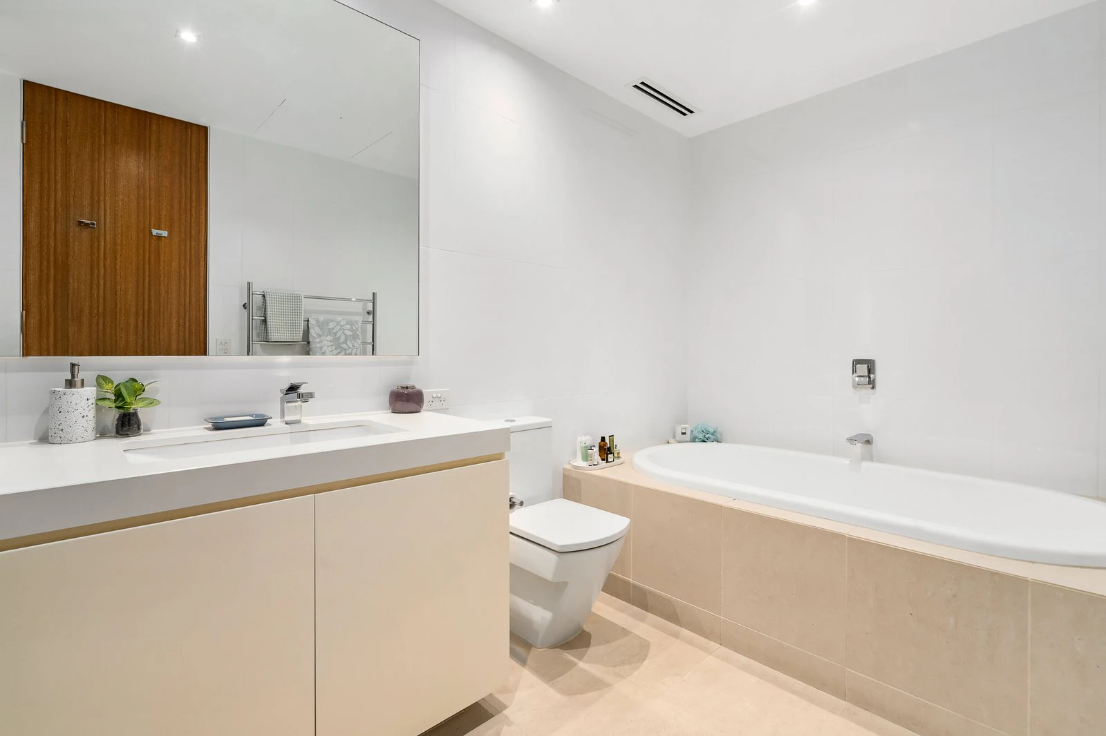 110/33 Wattle Road, Hawthorn, 3122