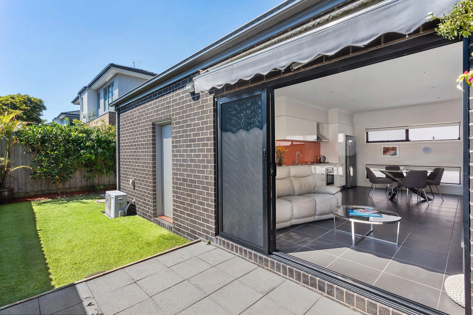 6/7 Nepean Highway, Safety Beach, 3936