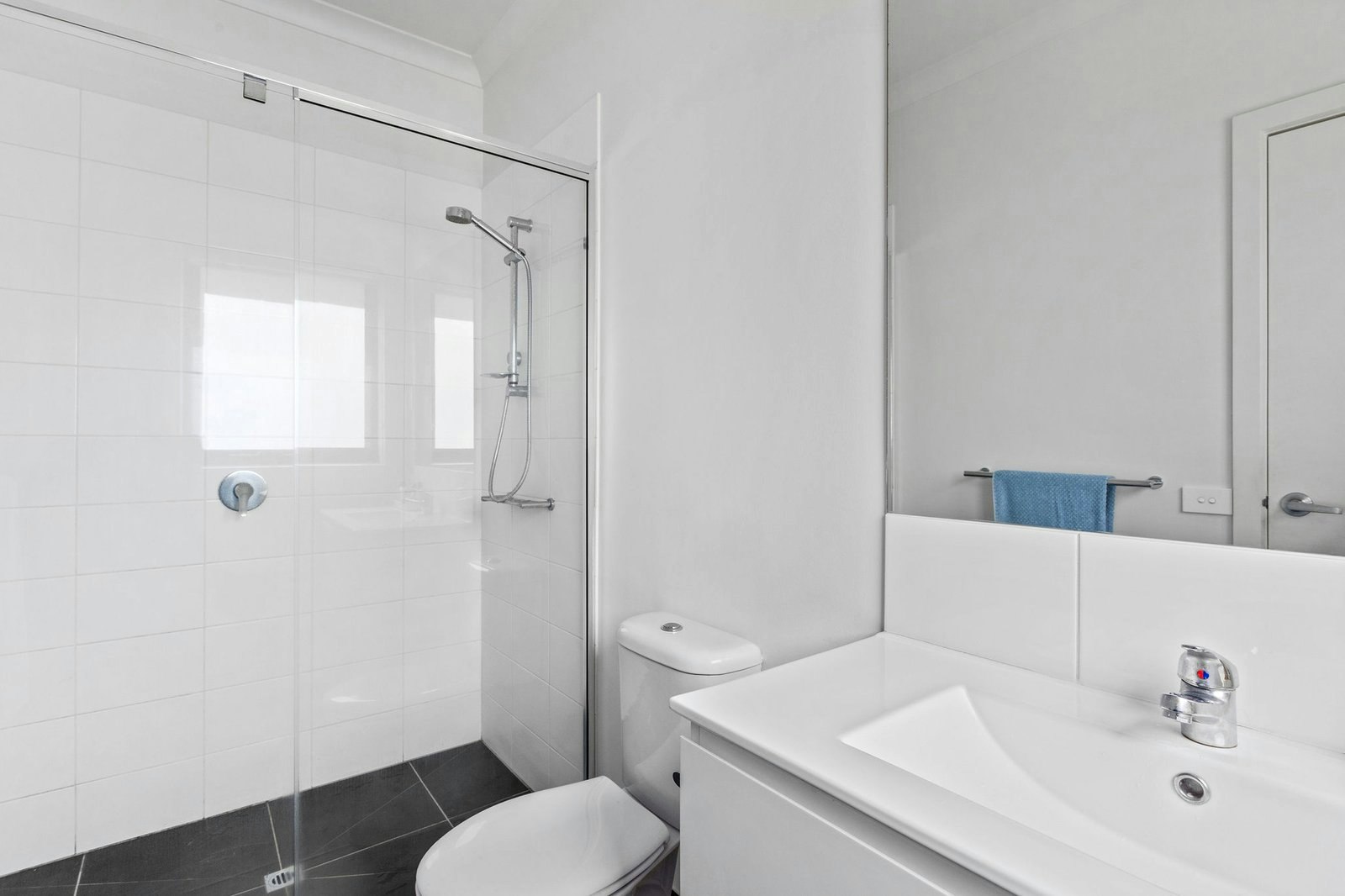 6/7 Nepean Highway, Safety Beach, 3936