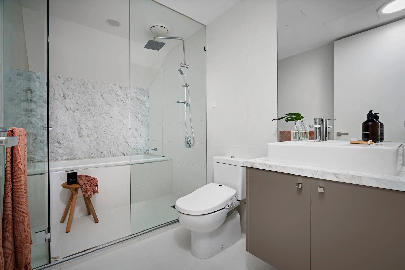 Penthouse/555 Orrong Road, Armadale, 3143