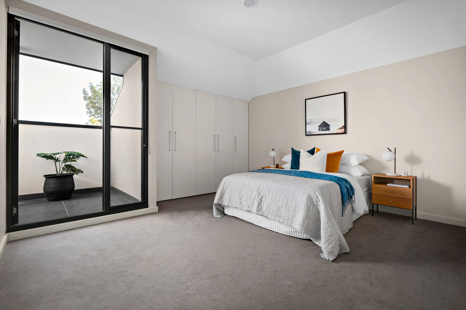Penthouse/555 Orrong Road, Armadale, 3143