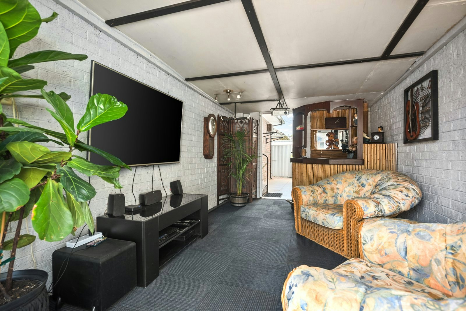 2/20 Collins Street, Mentone, 3194