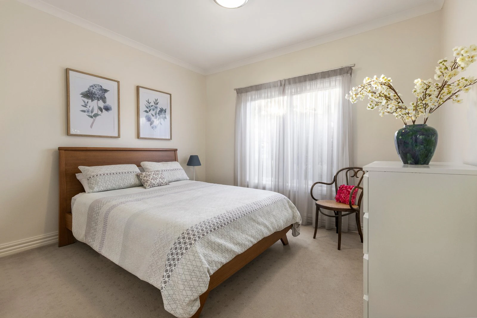 2/8 Garden Road, Camberwell, 3124