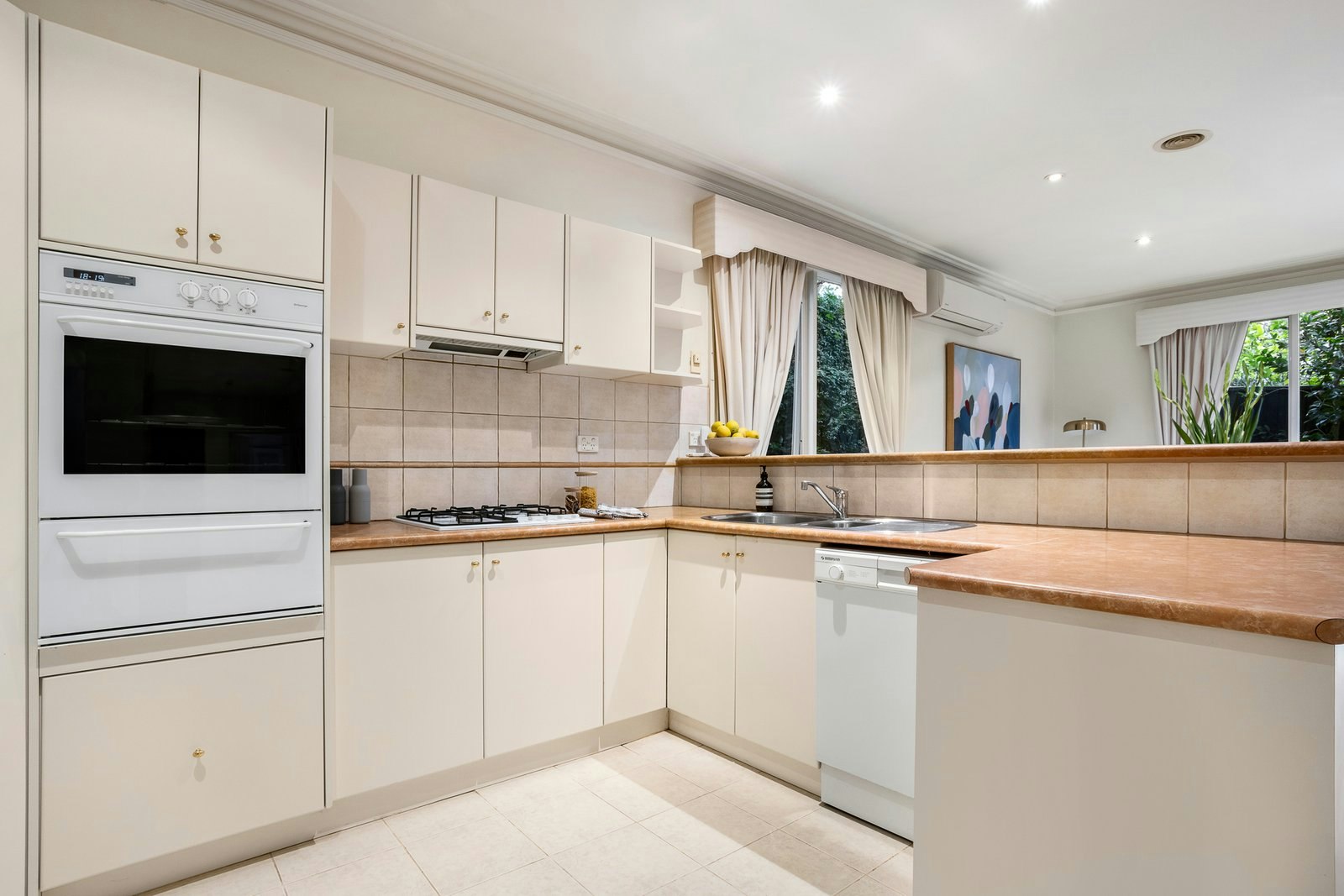 3/12 Garden Road, Camberwell, 3124