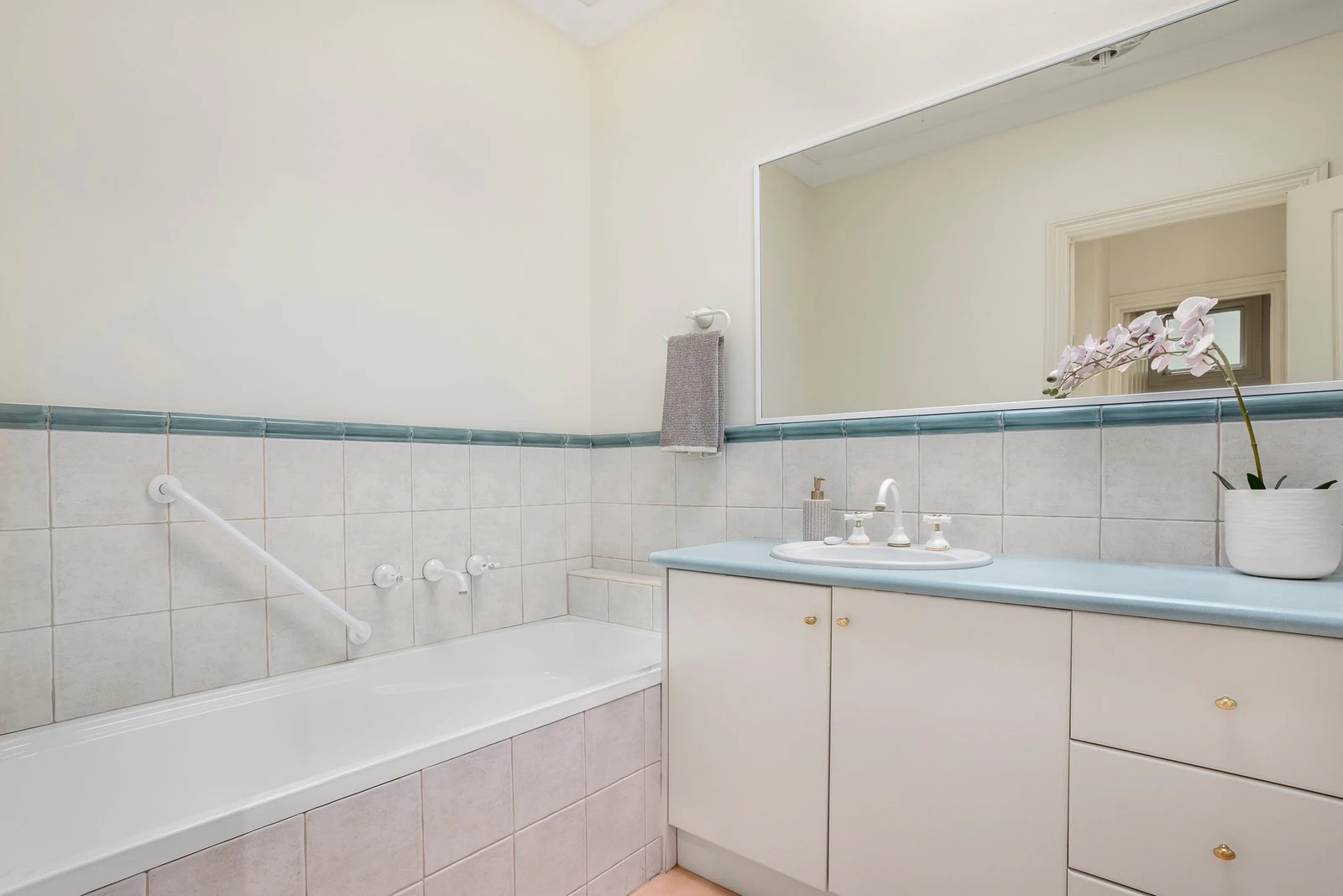 3/12 Garden Road, Camberwell, 3124