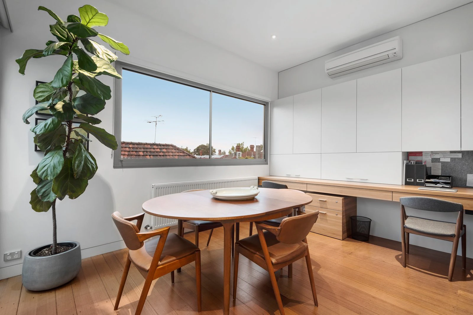 12 Gatehouse Lane, Albert Park, 3206