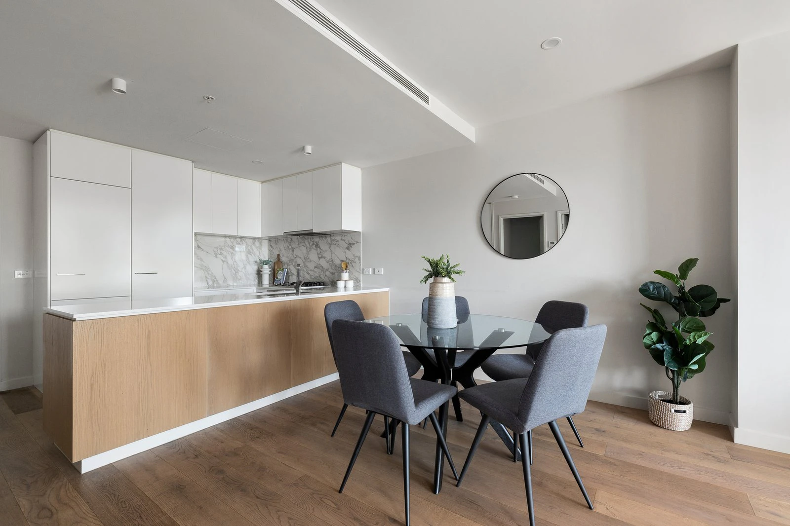 101/832 Doncaster Road, Doncaster, 3108